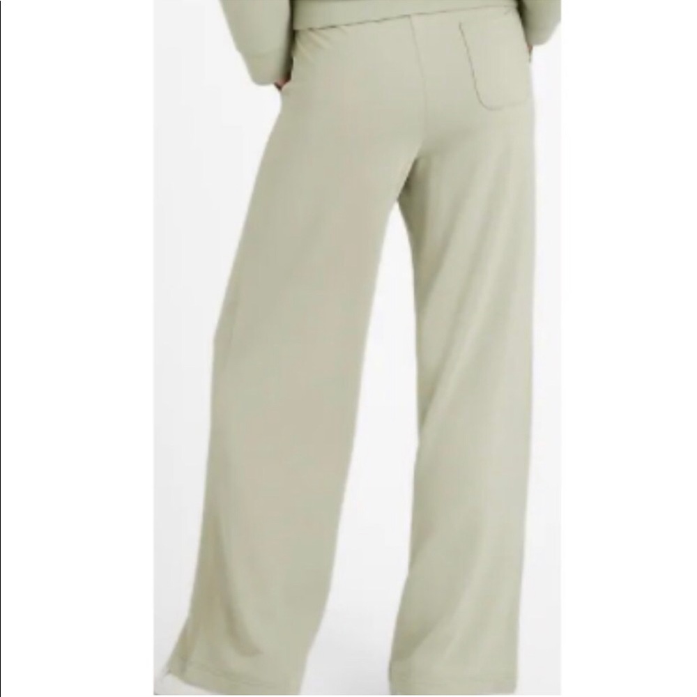 Banana Republic wide leg lounge pants in baja sand M